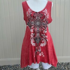 M-L Women's Red Sleeveless Top